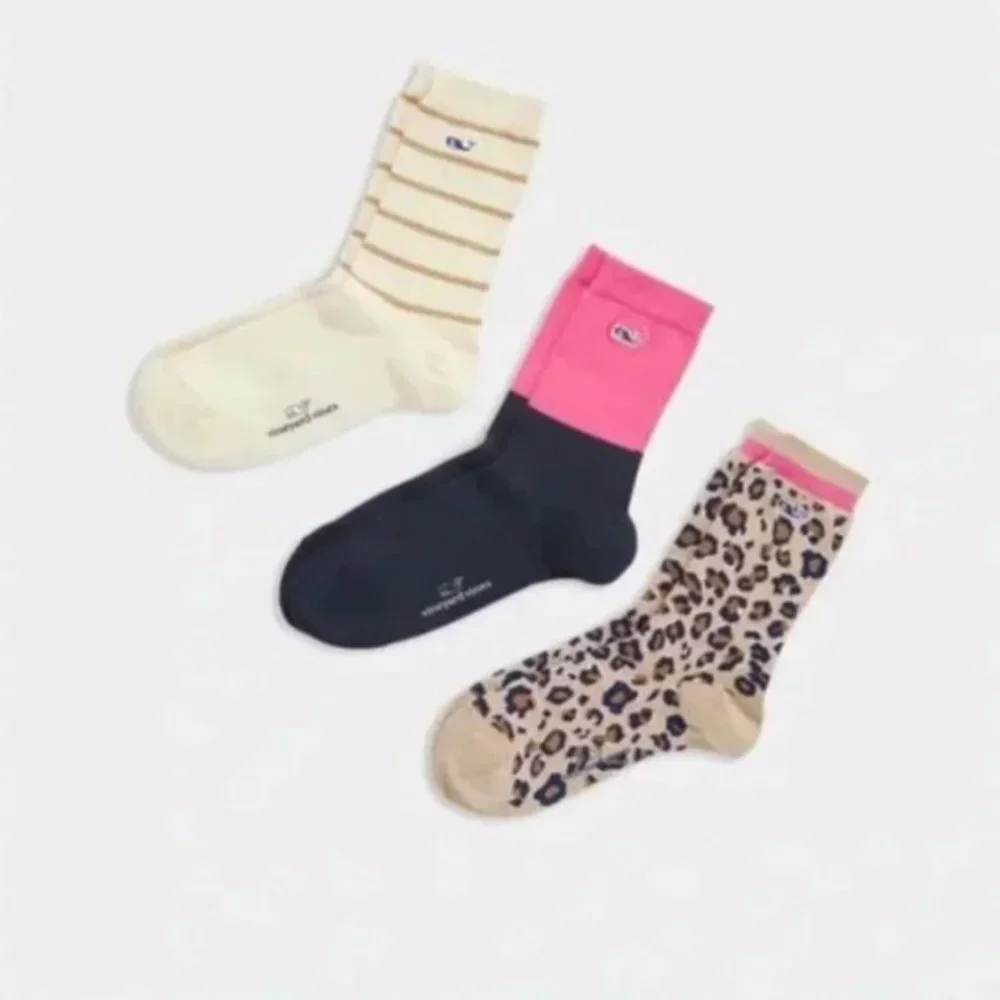 NWT Vineyard Vines Cheetah Socks 3-Pack